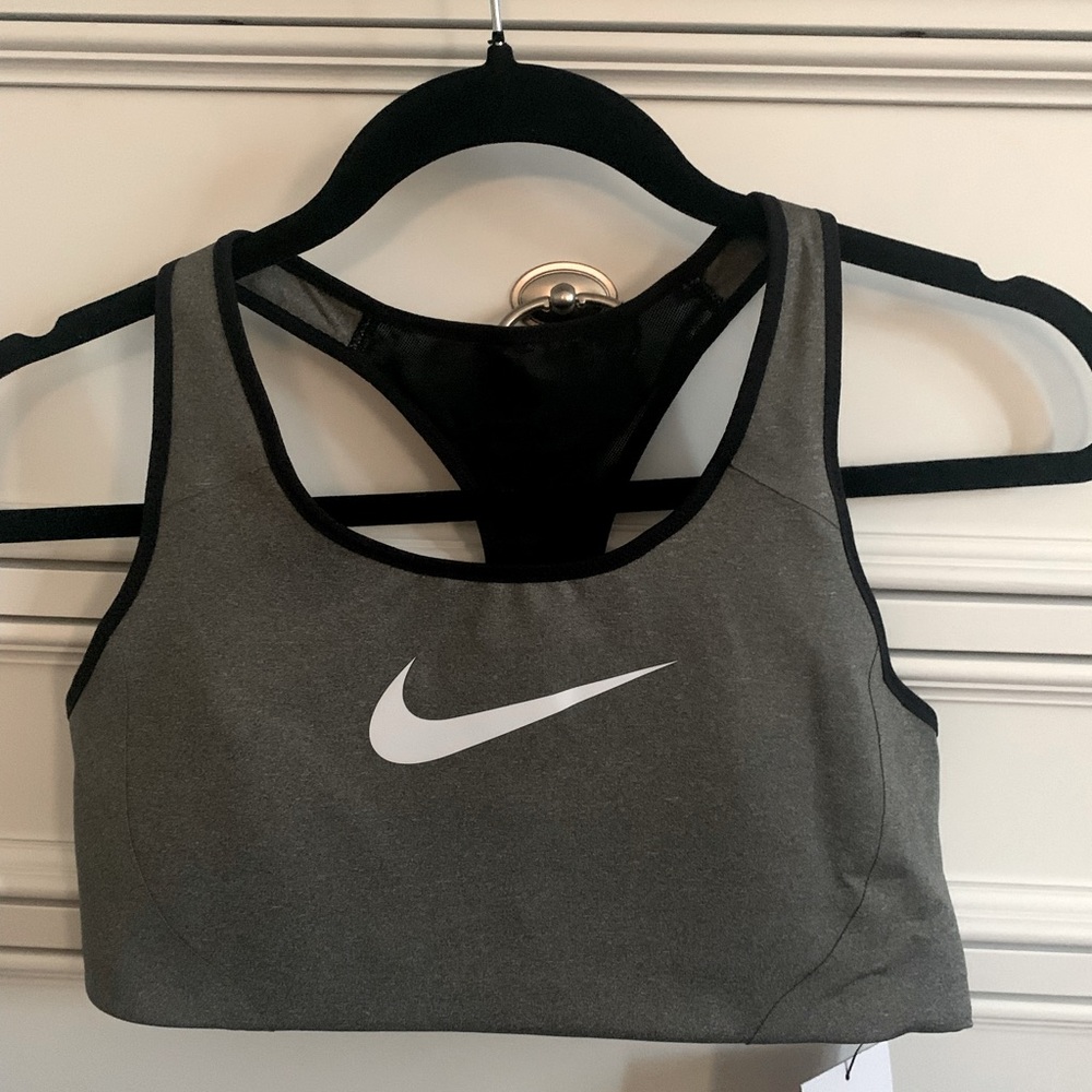 Woman’s Nike Full support Sports Bra